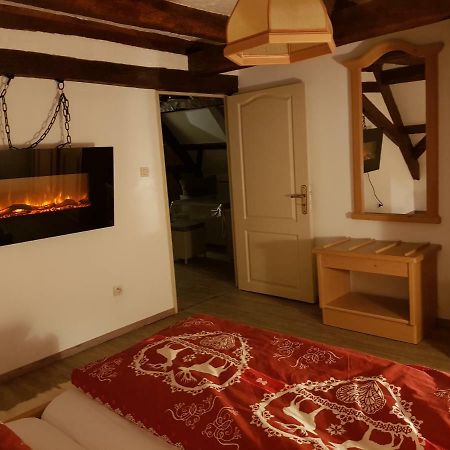 Erbrech Organisation Appartement Waldhambach Buitenkant foto